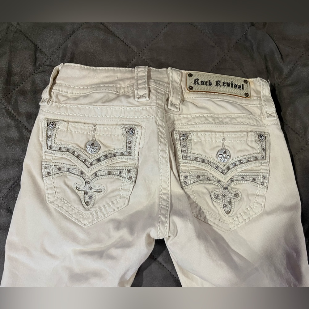 Women’s rock revival celinda skinny jeans